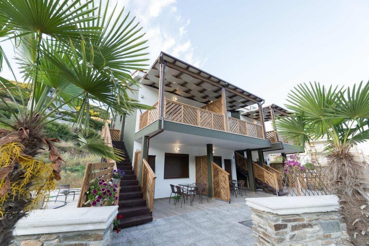 Mad'S Villas Nea Peramos (Macedonia) Exterior foto