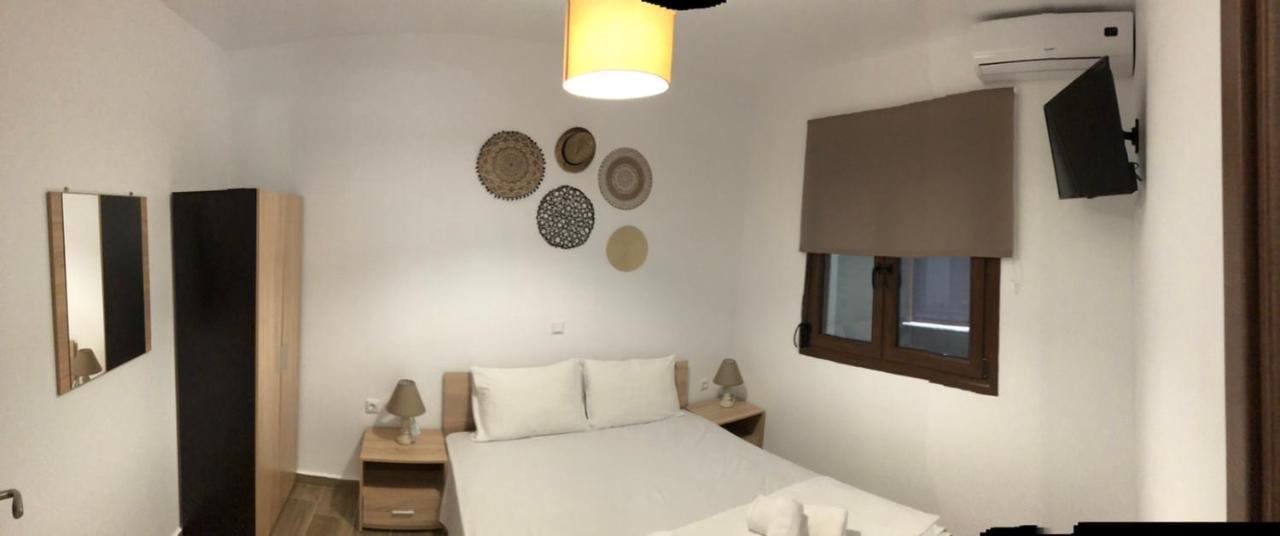 Mad'S Villas Nea Peramos (Macedonia) Exterior foto