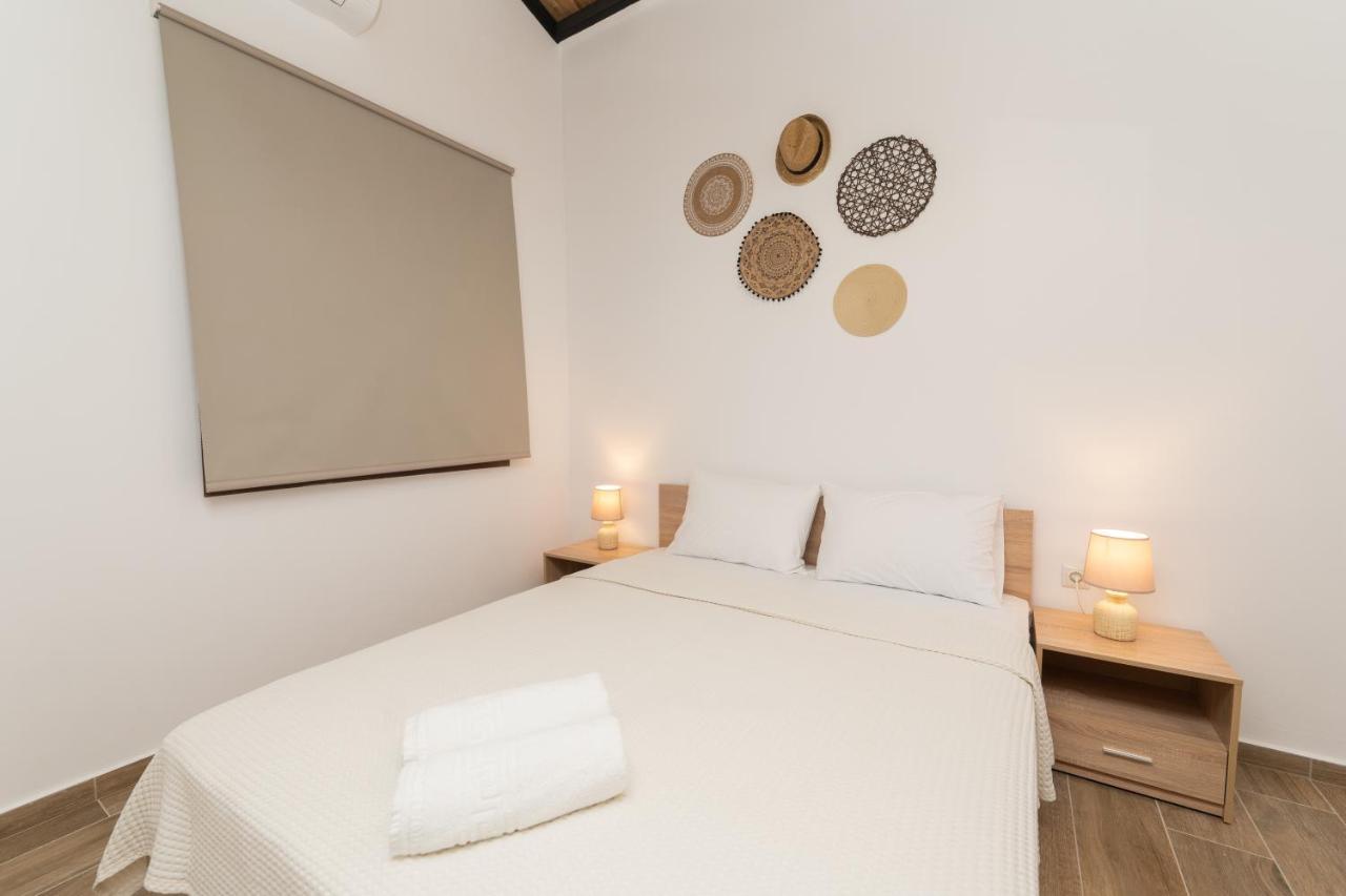 Mad'S Villas Nea Peramos (Macedonia) Exterior foto