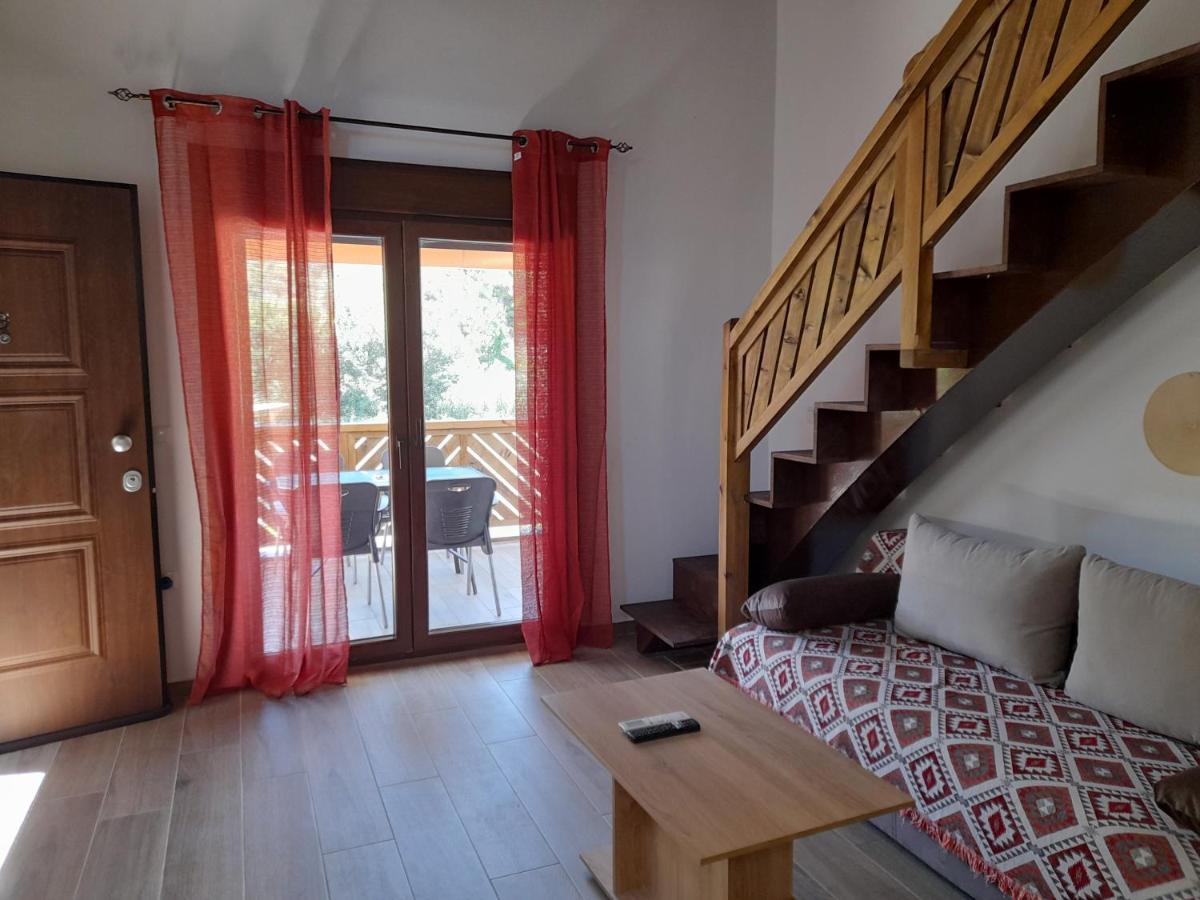 Mad'S Villas Nea Peramos (Macedonia) Exterior foto